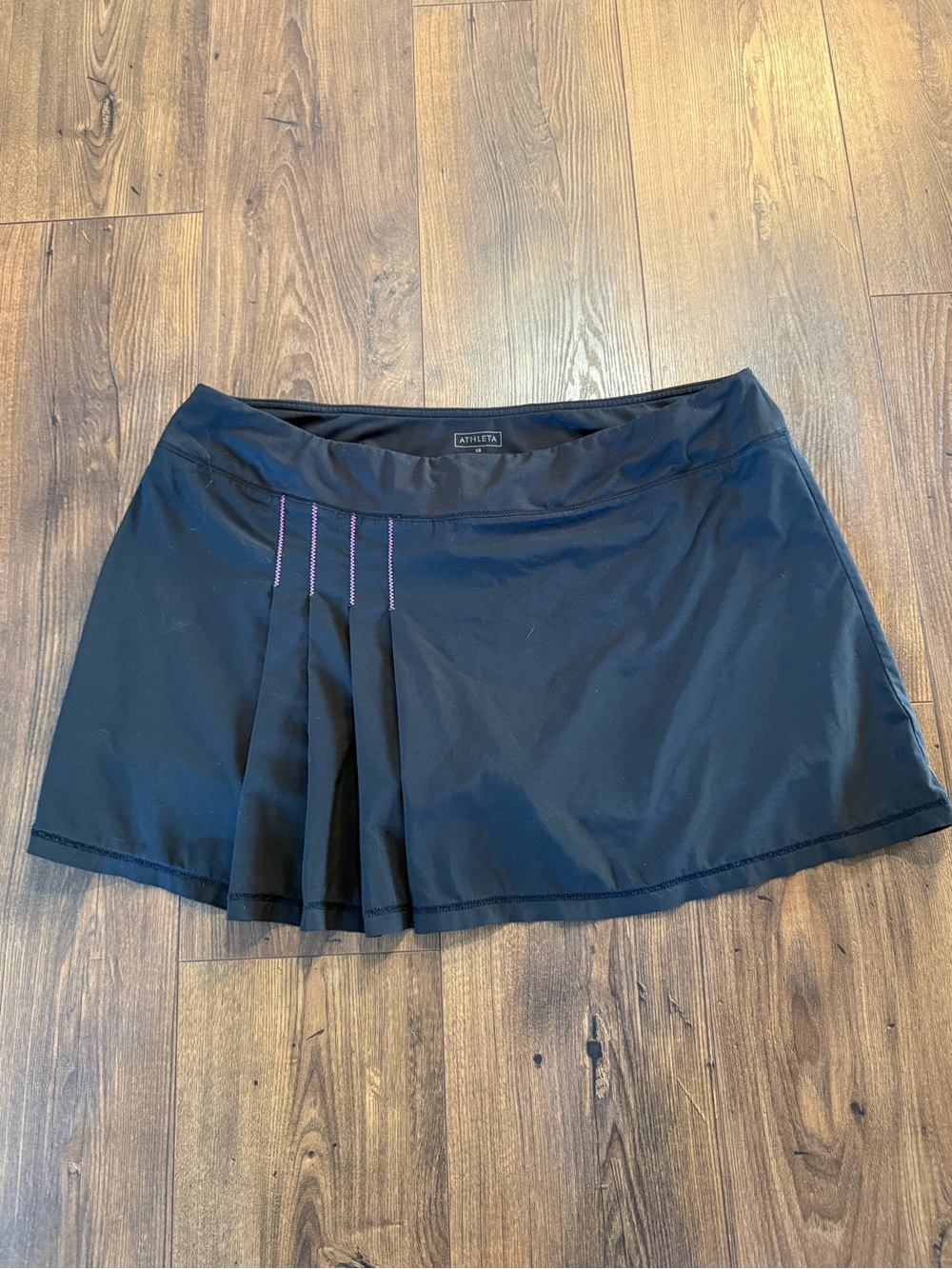 Athleta Women’s Second Wind Skort Size 1X Black With Pink Stitch Accents